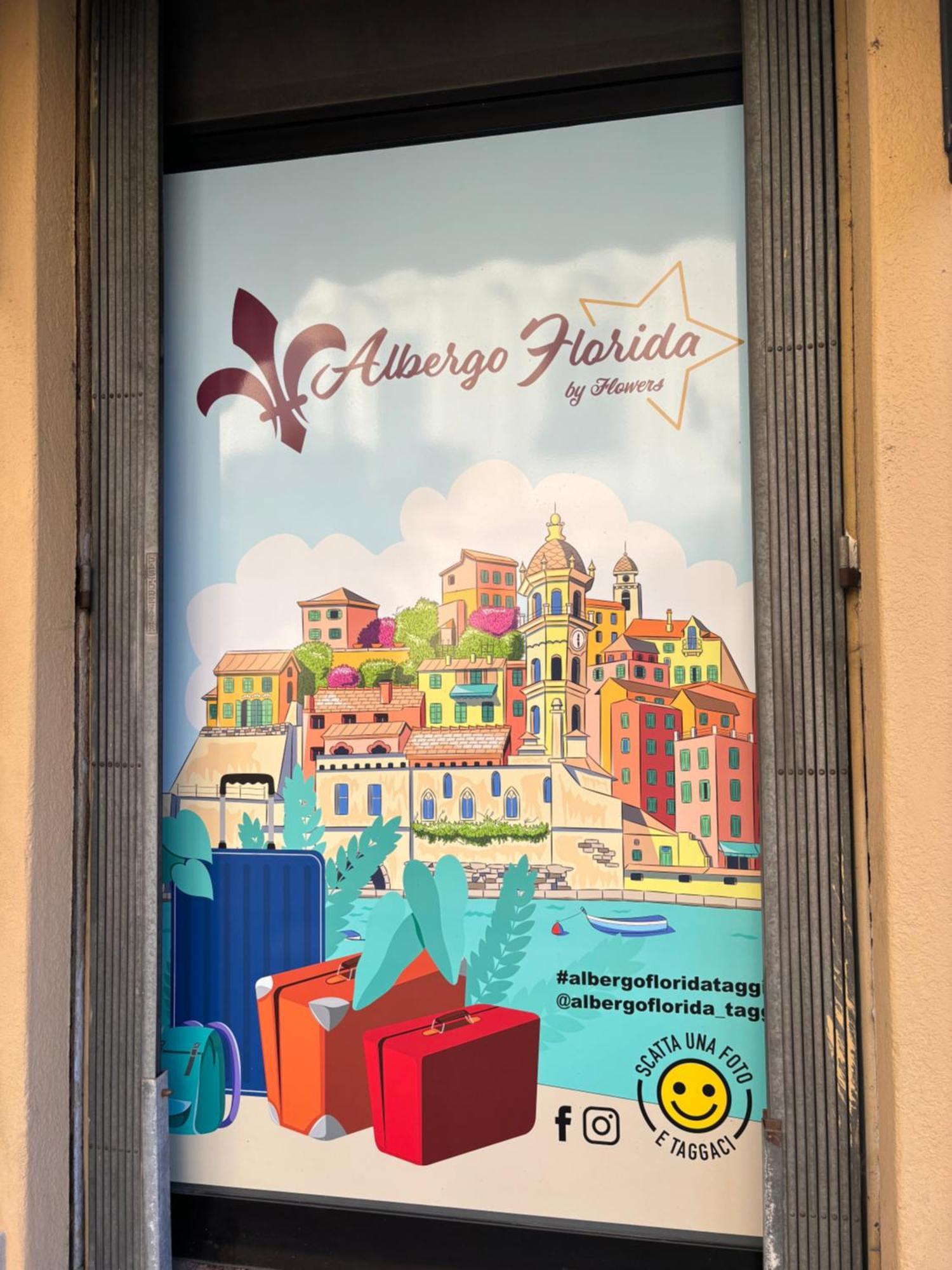 Albergo Florida 塔贾 外观 照片