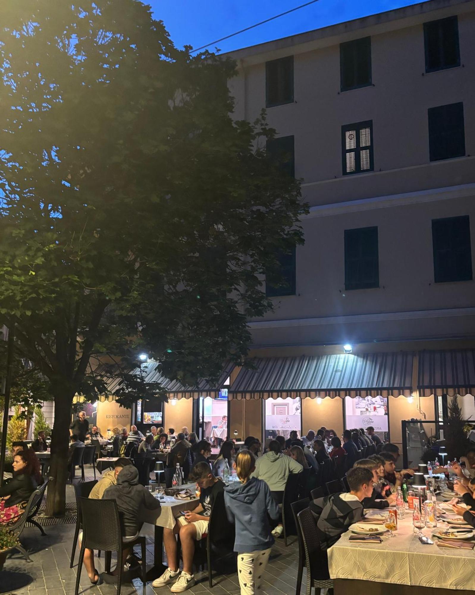 Albergo Florida 塔贾 外观 照片